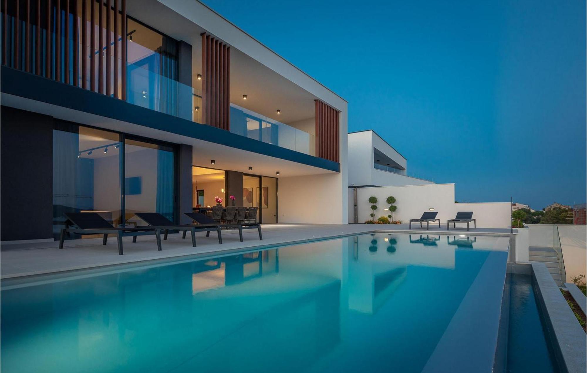 Holiday home Tramonto Sveti Filip i Jakov